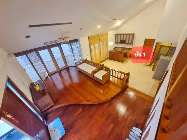 ขาย บ้านเดี่ยว 2 ชั้น 80 ตร.วารัชดา32-38 BTS รัชโยธิน 1.1กม. ติดถนนหลัก .ไม้สักทั้งหลัง 2-3นอน 4 น้ำ