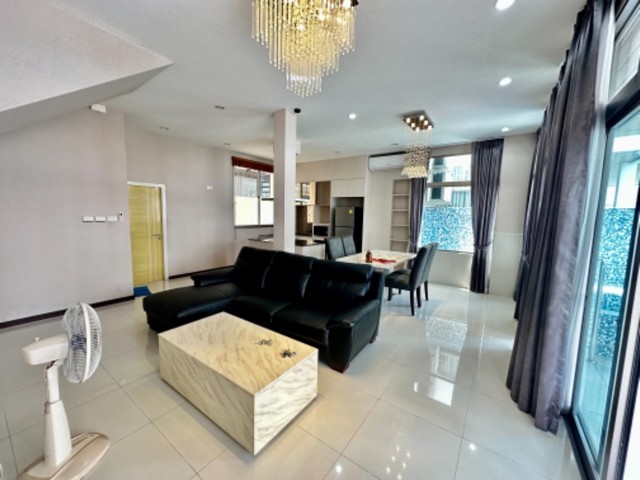 ให้เช่าบ้านพลูวิลล่า บ้านเดี่ยว2ชั้น หมู่บ้านอุ่นไอรัก luxuryพร้อมเฟอร์นิเจอร์