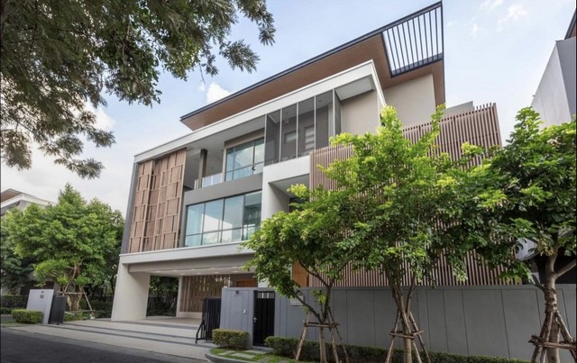 ขายบ้านเดี่ยว 3 ชั้น โครงการ The Gentry วิภาวดี 62 เนื้อที่ 112 ตร.วา แบบ Hudson ลดราคาพิเศษ