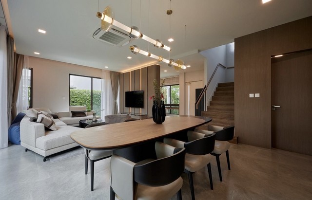 ขายหรือให้เช่า บ้านเดี่ยว 2 ชั้น โครงการ Premier (มัณฑนา กม. 15) บางนา-ตราด 76 ตร.วา พร้อมสวนและบริการดูแล ทำเลติดคลับเฮ