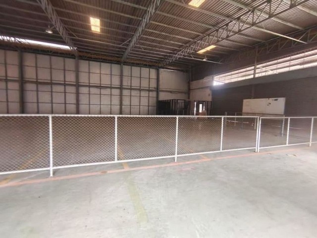 ให้เช่าโรงงาน 11 ไร่ มีใบ รง.4 หนองรี ใกล้มอเตอร์เวย์ ชลบุรี  ผังสีเหลือง