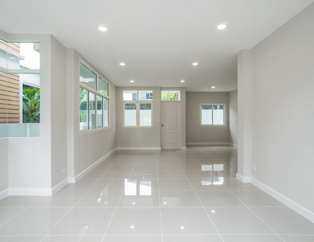 บ้านนนทวดี บางศรีเมือง  บ้านสวยบางศรีเมือง นนทบุรี ทำเลดี ฟังก์ชันครบ พร้อมเข้าอยู่