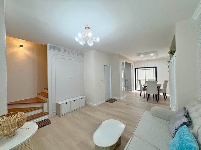 P1003 ขายทาวน์โฮม 3 ชั้น โครงการ อารียา ทูบี เกษตร-นวมินทร์  AREEYA TOBE KASET-NAWAMINTR ถนนลาดปลาเค้า ใกล้วัดลาดปลาเค้า