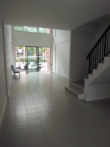 ให้เช่าทาวน์โฮม 3.5 ชั้น ใกล้ ม. เอเชีย อาคเนย์ หนองแขม เพชรเกษม 81 โครงการสิริอเวนิวแสนสิริถนนมาเจริญ