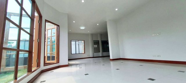 ขายบ้านเดี่ยว2ชั้นใกล้จุดขึ้นทางด่วน พระราม 2 เนื้อที่ 100 ตารางวา หมู่บ้าน ราชพฤกษ์ บางบอน4 หนองแขม