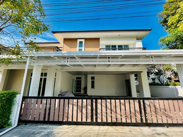 ขายบ้านเดี่ยวสุดหรู 2 ชั้น หมู่บ้านเฮอร์ริเทจ บางพระ ชลบุรี FP-H01009 