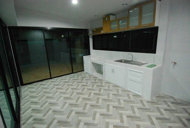 P1010 ให้เช่าหมู่บ้าน ต.รวมโชค ลาดพร้าวโชคชัย 4 ลาดพร้าววังหิน ใกล้MRTโชคชัย4 เลียบด่วน พร้อมอยู่ 10/8/68