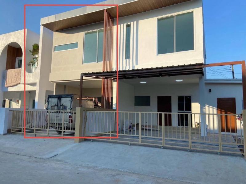 บ้านแฝด 2.8 ล้านบาท  วิวดอยสุเทพ ใจกลางเชียงใหม่!  พร้อมเข้าอยู่