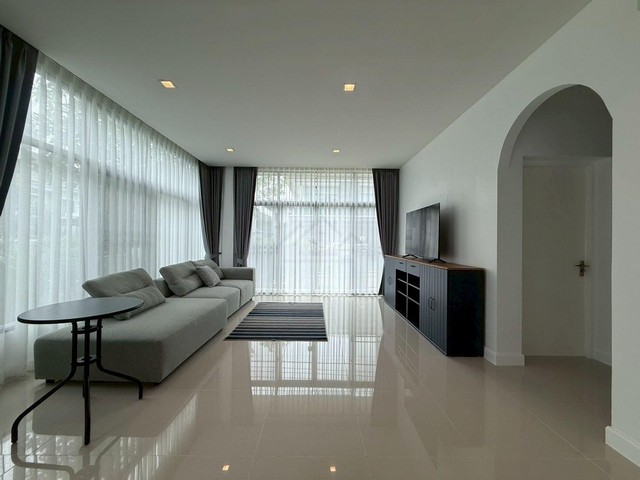 ให้เช่าบ้านเดี่ยว 2 ชั้น 53 ตรว. 3 ห้องนอน โครงการเศรษฐสิริ ศรีนครินทร์–พระราม 9 (กรุงเทพกรีฑา ซอย7)