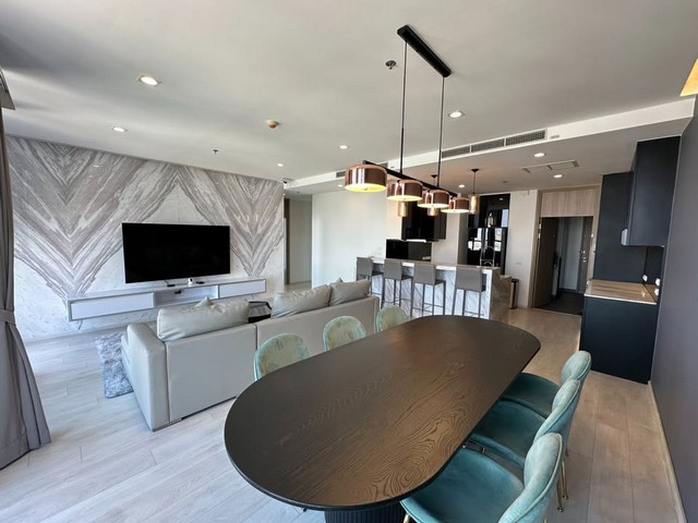 HR2702 For Sale/Rent, Noble Ploenchit (2 beds, 2 bath with bath tub, 120sqm) 0 meters from BTS Ploenchit