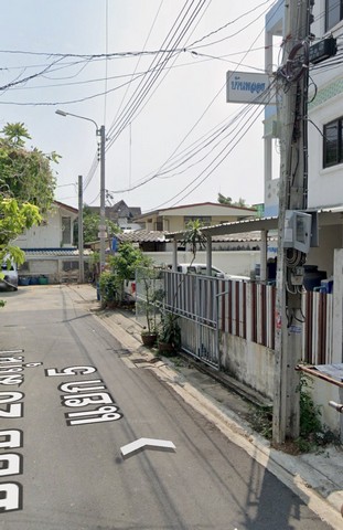 ขายหอพัก 18 ห้อง คนเช่าเต็ม   ซอย 20มิถุนา แยก5   เนื้อที่100ตารางวา  สุทธิสารวินิจฉัย   ห้วยขวาง กรุงเทพ