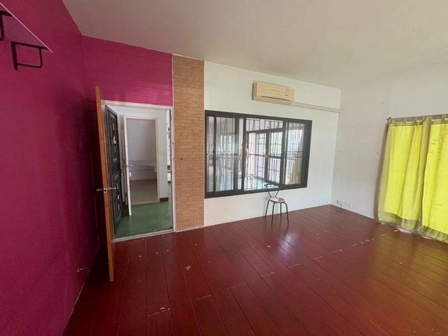 บ้านหลังใหญ่หัวมุม 43.6 ตร.ว ทำเลดี เขตประเวศ กรุงเทพ ย่านนิคมอัญธานี (เจมโมโปลิส)