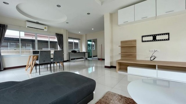 ขายบ้านเดี่ยว 2 ชั้น หมู่บ้านโคโค่ ฮิลล์ อ่าวอุดม ศรีราชา ชลบุรี FP-H01026