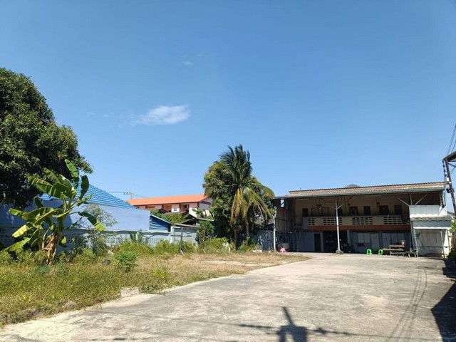 ขายที่ดินศรีราชา ทุ่งสุขลา พร้อมสิ่งปลูกสร้าง หอพักคนงาน FP-L01023