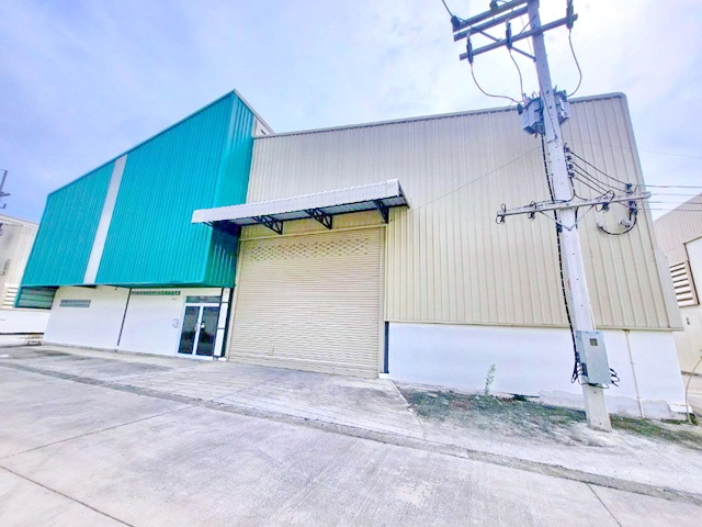 ท็อปส์  สำนักงาน 2 ชั้น โรบินสันชลบุรี อมตะ 1.3 กม.สุขประยูร ให้เช่าโกดัง ดอนหัวฬ่อ  510ตร.ม.150 ตร.วา. 3 นอน 2 ออฟฟิศ ทำเลดี 4 น้ำ 