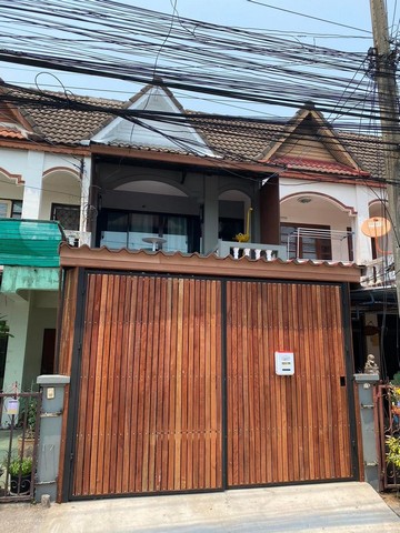 ให้เช่า ทาวน์เฮาส์ใหม่ ความหรูหราระดับใหม่ เมืองเชียงใหม่ 