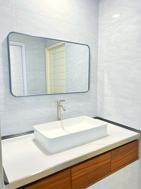 เซ็นจูรี่ สุขุมวิท 900 ม. ถ. สุขุมวิท BTSอ่อนนุช 900ม.ให้เช่าอาคารพาณิชย์ 5 ชั้น 18 ตร.วา. 360 ตร.ม.