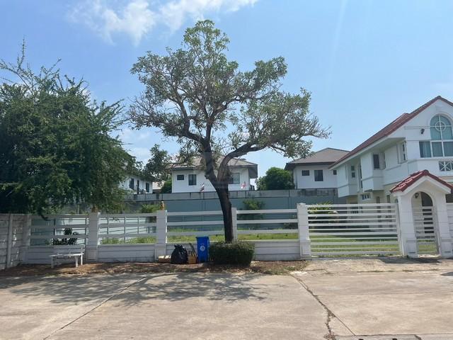 ขายที่ดินถมแล้ว เนื้อที่ 101.3 ตรว. หมู่บ้านบารเมษฐ์ เฉลิมพระเกียรติ์ ร.9 ซอย62 ใกล้เมกะบางนา