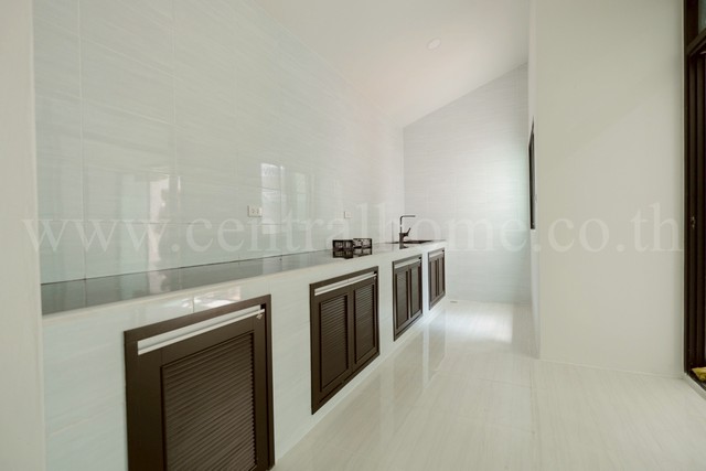 R1 ให้เช่า ทาวน์เฮ้าส์ ไพรเวท เนอวานา ไลฟ์ ลาดพร้าว 71 หลังมุม รีโนเวทใหม่