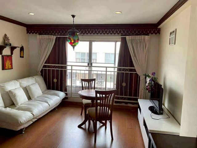 คุ้มสุดๆ ขายเพียง 1.9 ล.เท่านั้น #Hillside3 คอนโด 38 ตรม. ทำเลทอง! ใจกลางนิมมาน #เหมาะสำหรับอยู่อาศัยเองหรือปล่อยเช่า ทำเลดี หาของกินง่าย