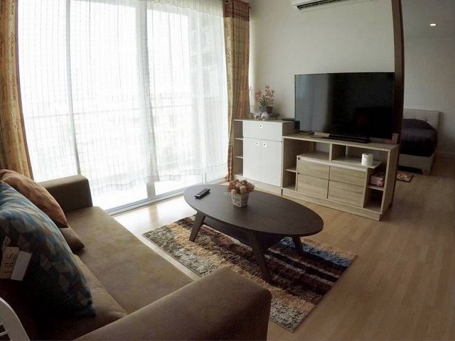 คอนโดศรีราชา ให้เช่า Greenlake Condo บรรยากาศสงบ ส่วนตัว ระเบียงกว้าง TP-C1543