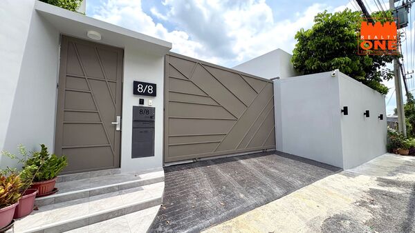 ขายบ้านหรูหลังใหญ่ สร้างใหม่ พร้อมสระว่ายน้ำ 220 ตารางวา ลาดพร้าว 101 แยก 42