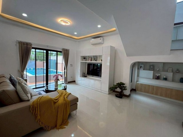 พูลวิลล่าใหม่เอี่ยม 2 ชั้น มีเพียง2หลังเท่านั้น สันพระเนตร สันทราย