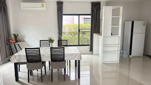 ให้เช่าบ้านเดี่ยว 2 ชั้น ไม่รับสัตว์เลี้ยง เฟอร์ครบ โครงการ วรารมย์ ศาลากลาง