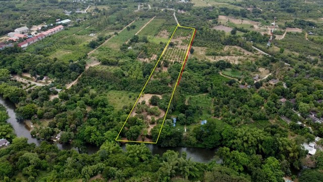 ขายที่ดินติดแม่น้ำเพชรบุรี แก่งกระจาน เพชรบุรี เหมาะทำบ้านสวนเกษตร บ้านสวนริมน้ำ บ้านหลังเกษียณ ติดถนนสาธารณะ 14-2-47 ไร่ มีที่งอก 5 ไร่