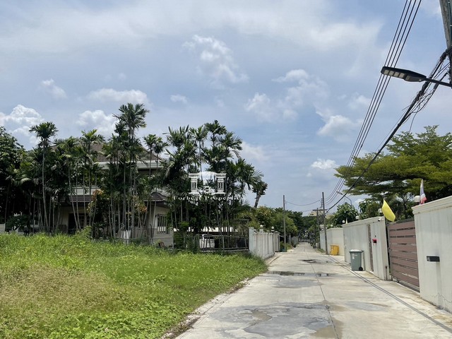 ขาย ขายที่ดิน รามคำแหง 125 เนื้อที่ 200 ตร.ว.  ใกล้โฮมโปร, บิ๊กซี เพลส, เดอะพาซิโอทาวน์ รามคำแหง, โ