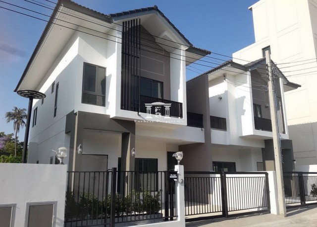 ขาย บ้านพราวด์-พรีเมี่ยม พุทธบูชา 36 เนื้อที่ 36 ตร.ว. เป็นบ้านแฝด ใกล้ Max value, โลตัสประชาอุทิศ, โรงเร