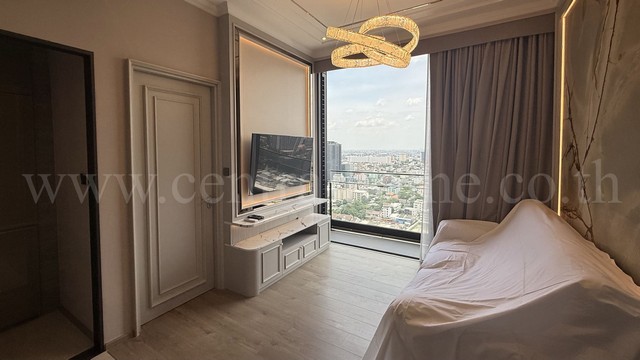 คอนโด เดอะ เครสท์ พาร์ค เรสซิเดนเซส ใกล้ MRT พหลโยธิน