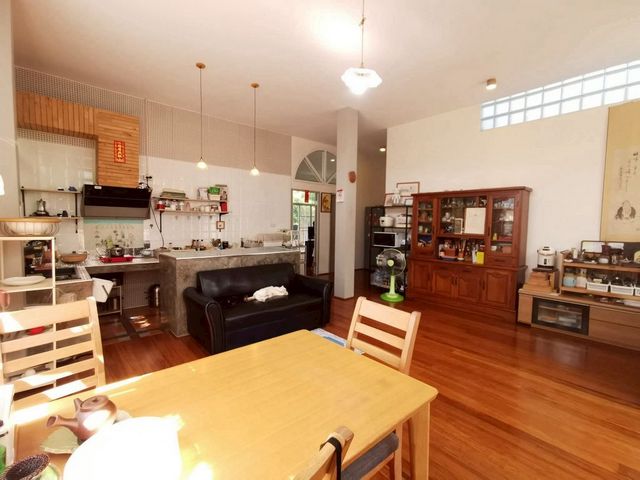 โซนสันผีเสื้อ ให้เช่า 90,000 บาท/เดือน ขาย 11 ล้าน บ้านหรู 2 ชั้น #เมืองเชียงใหม่ #เฟอร์นิเจอร์บางส่วน ทำเลดี สะดวกทุกเส้นทาง