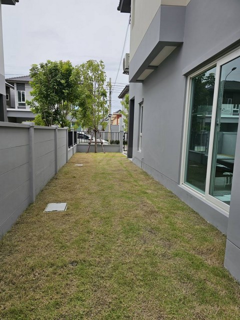 ให้เช่าบ้านแฝด 2 ชั้น 36 ตรว. 3 ห้องนอน แกรนด์ พลีโน่ เมกะ บางนา Grande Pleno Mega Bangna ติดเมกะบางนา บ้านใหม่ ไม่เคยเข้าอยู่