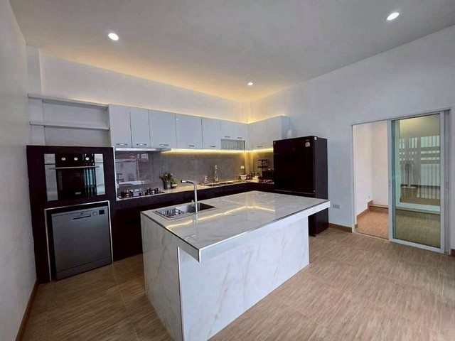 ให้เช่าพูลวิลล่าหรู เฟอร์ครบ พร้อมเข้าอยู่ โซนแม่เหียะ