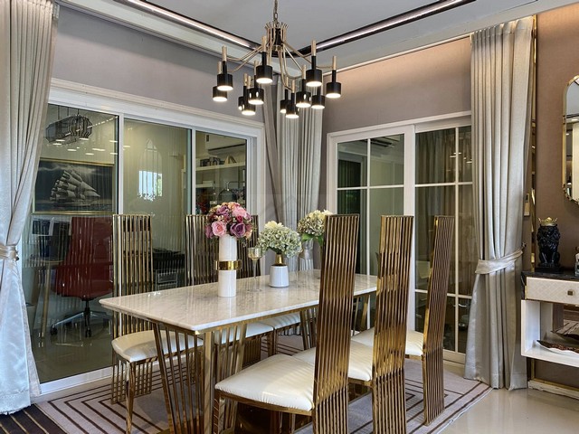 ให้เช่าบ้านหรูแปลงมุม 60 ตรว. 264 ตรม. โครงการ Grandio ลาดพร้าว - เกษตรนวมินทร์ วิวสวน ตกแต่งบิ้วอินสวย เฟอร์ครบ ( เคยเป็นบ้านตัวอย่าง)