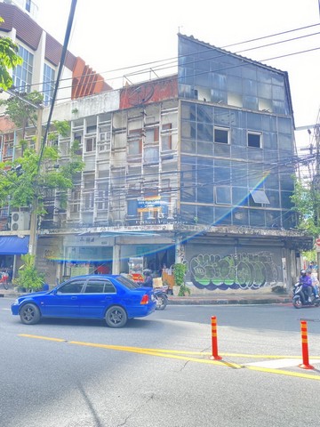 ขาย อาคารพาณิชย์ 3 ชั้น ติดถนนสุรวงศ์ ใกล้ BTS ช่องนนทรี  ติดถนนสุรวงศ์, ใกล้ BTS ช่องนนทรี