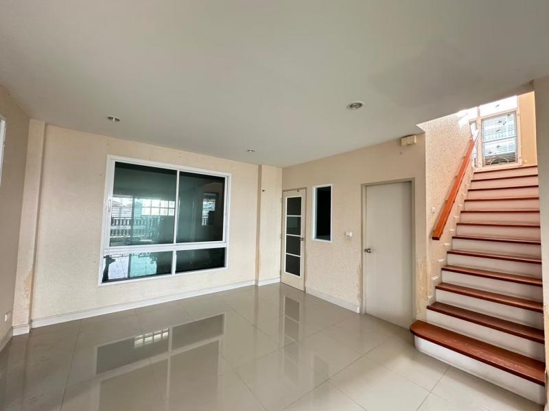 ขายบ้านเดี่ยวมือสอง อำเภอบางบัวทอง จังหวัดนนทบุรี  โครงการ สัมมากร ชัยพฤกษ์ วงแหวน