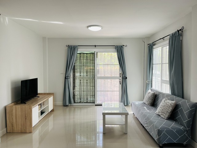 ให้เช่า บ้านแฝดสไตล์บ้านเดี่ยว 2 ชั้น มบ.มัลดีฟส์ ปาล์ม (บางนา-วงแหวน) ถนนเส้นบางนา มอเตอร์เวย์ 