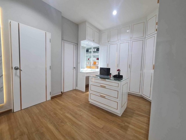 ให้เช่าบ้านเดี่ยว 2 ชั้น 51 ตรว. 4 ห้องนอน แกรนดิโอ รามอินทรา-วงแหวน Grandio Ramintra-Wongwaen ใกล้แฟชั่นไอร์แลนด์