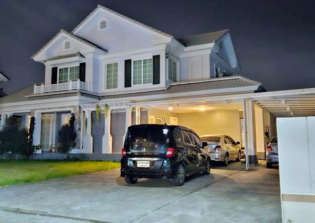 เอกชัย96-104 -วงแหวน  7-11 100ม. MRT หลักสอง 5.9 กม. ให้เช่าคฤหาสน์หรู 2ชั้นหรูหรา จัดเต็มเฟอร์ แม็คโคร บางบอน 1.7 กม.120 ตร.วา. 340 ตร.ม. 