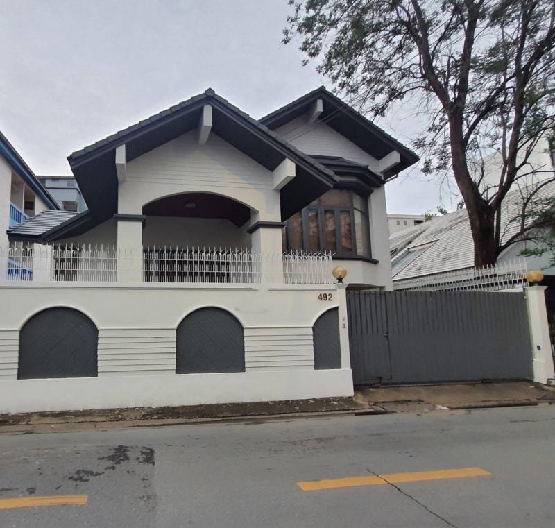 ให้เช่าบ้านเดี่ยวรัชดา36(ซอยเสือใหญ่) 2นอน ลาดพร้าว-วังหิน จดบริษัทได้