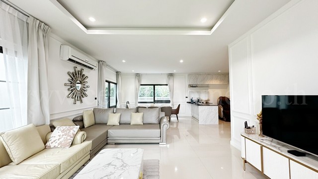 R1 บ้านเดี่ยวหรู สไตล์ Modern เศรษฐสิริ กรุงเทพ - ปทุมธานี วิวสนามกอล์ฟ