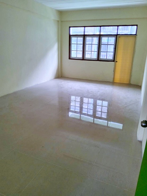 MRT หลักสอง 1.6 กม.ให้เช่า อาคารพาณิชย์ 3.5 ชั้นมีดาดฟ้า 19 ตร.วา. 245 ตร.ม  เดอะมอลล์ บางแค 1.4 กม. โล่งถ.พุทธมณฑลสาย2 เพชรเกษม