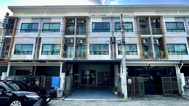 R1 ทาวน์โฮม 3 ชั้น พาทิโอ งามวงศ์วาน 43 ถูกสุดในโครงการ