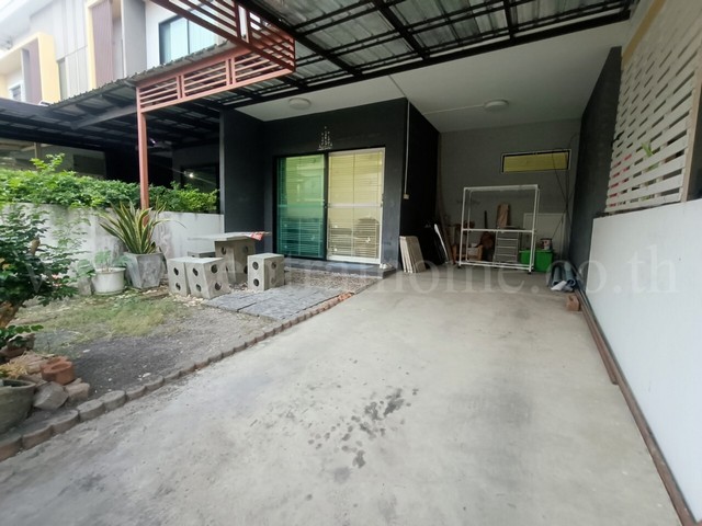 R3 ทาวน์เฮ้าส์ เดอะคอนเนค ดอนเมือง - เทิดราชัน 31 ต้นโครงการ ราคาดี พร้อมอยู่