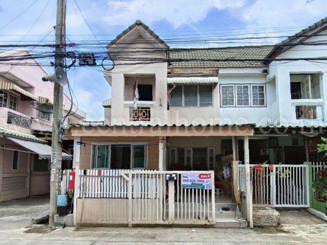 R1 ทาวน์เฮ้าส์ หมู่บ้านอมรพันธ์ ซอยเทิดราชัน 13 ดอนเมือง หลังริม