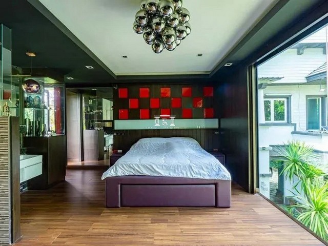 ขาย หมู่บ้านพัฒนาการ ถนนพัฒนาการ เนื้อที่ 136.9 ตร.ว. ใกล้ทางด่วน, MRT กลันตัน, ธัญญาพาร์ค, โลตัส, เดินทางสะดวกได้ทั้งพัฒนาการ 20,