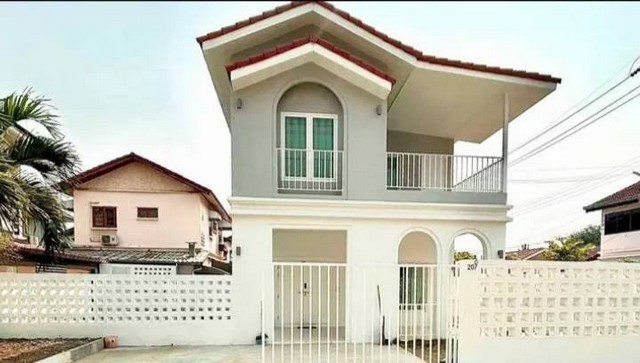 ให้เช่าพูลวิลล่า 2 ชั้น เฟอร์ครบ โครงการ เชียงใหม่วิวสวย สันผักหวาน 