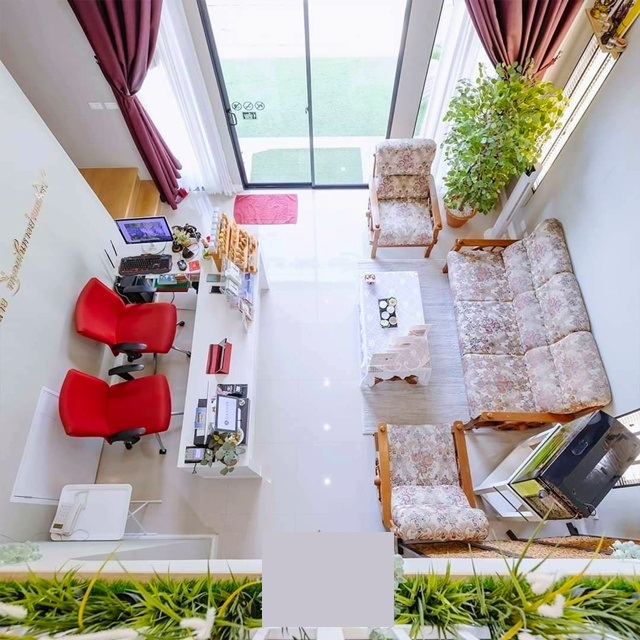 สุวรรณภมูิ 7.8 กม. มีใบขออนุญาต 11เตียง 4 นอน นวดเพื่อสุขภาพ หลวงแพ่ง มอเตอร์เวย์โลตัส ลาดกระบัง 2.28กม. ให้เช่าทาวน์โฮม 3 ชั้น  4 น้ำ 